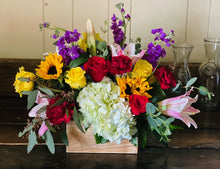 Load image into Gallery viewer, Fiery Garden Wooden Planter