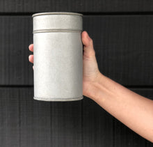 Load image into Gallery viewer, Large Seasonal Arrangement