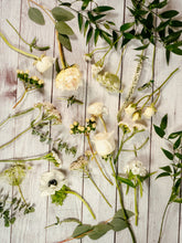 Load image into Gallery viewer, Medium Bridal Bouquet