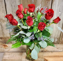 Load image into Gallery viewer, Traditional Dozen Roses