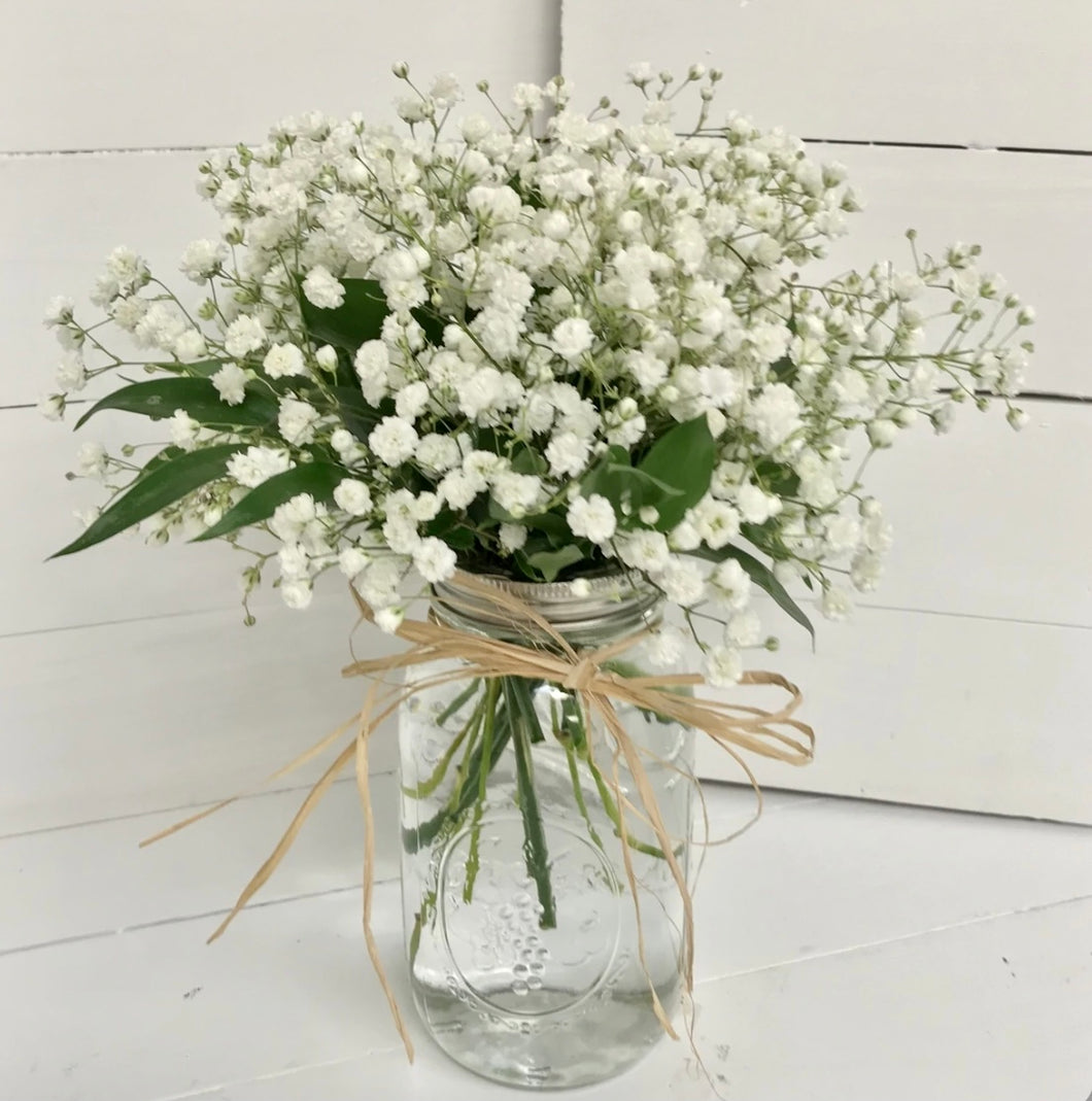 Mason Jar of Babies Breath – Flowers of Gatlinburg